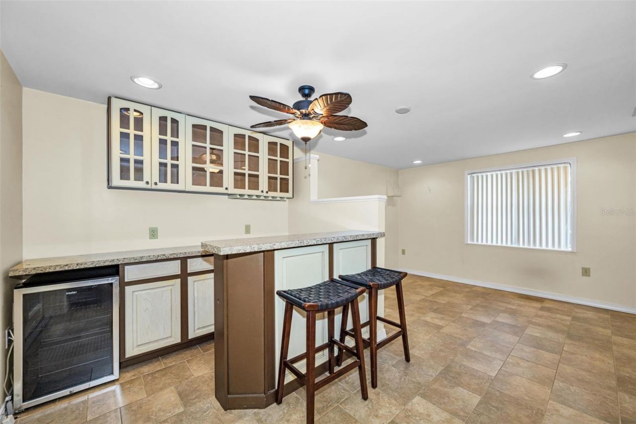 6701 Orchard Drive N, Saint Petersburg, FL 33702 Photo