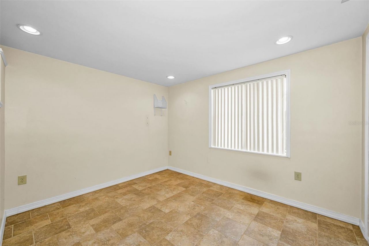 6701 Orchard Drive N, Saint Petersburg, FL 33702 Photo