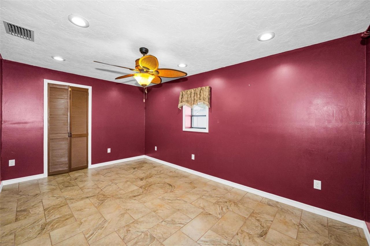 6701 Orchard Drive N, Saint Petersburg, FL 33702 Photo