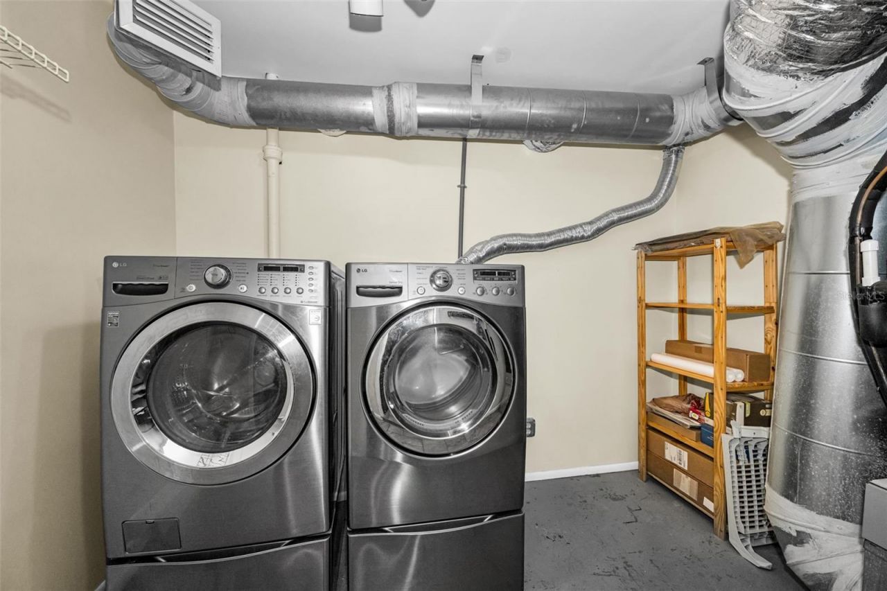 6701 Orchard Drive N, Saint Petersburg, FL 33702 Photo