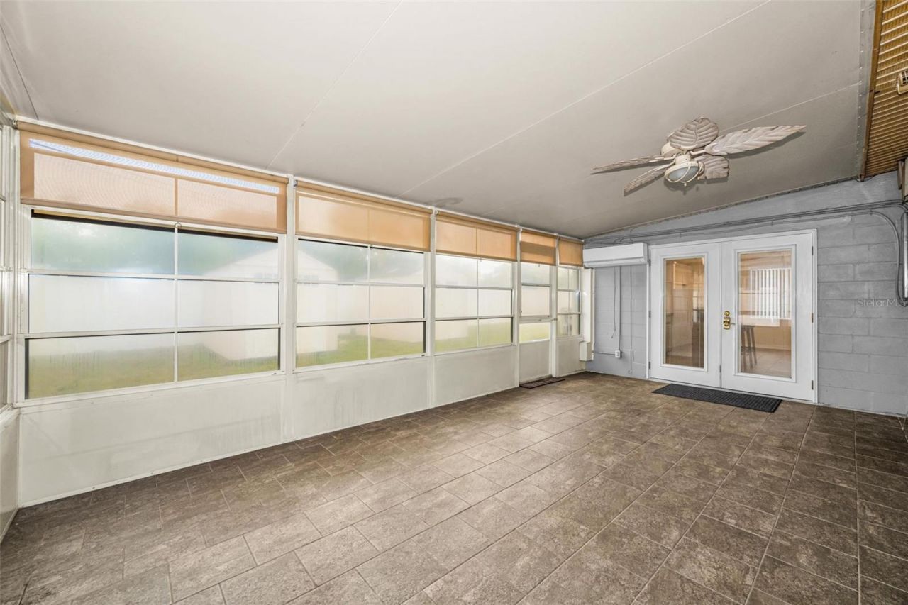 6701 Orchard Drive N, Saint Petersburg, FL 33702 Photo