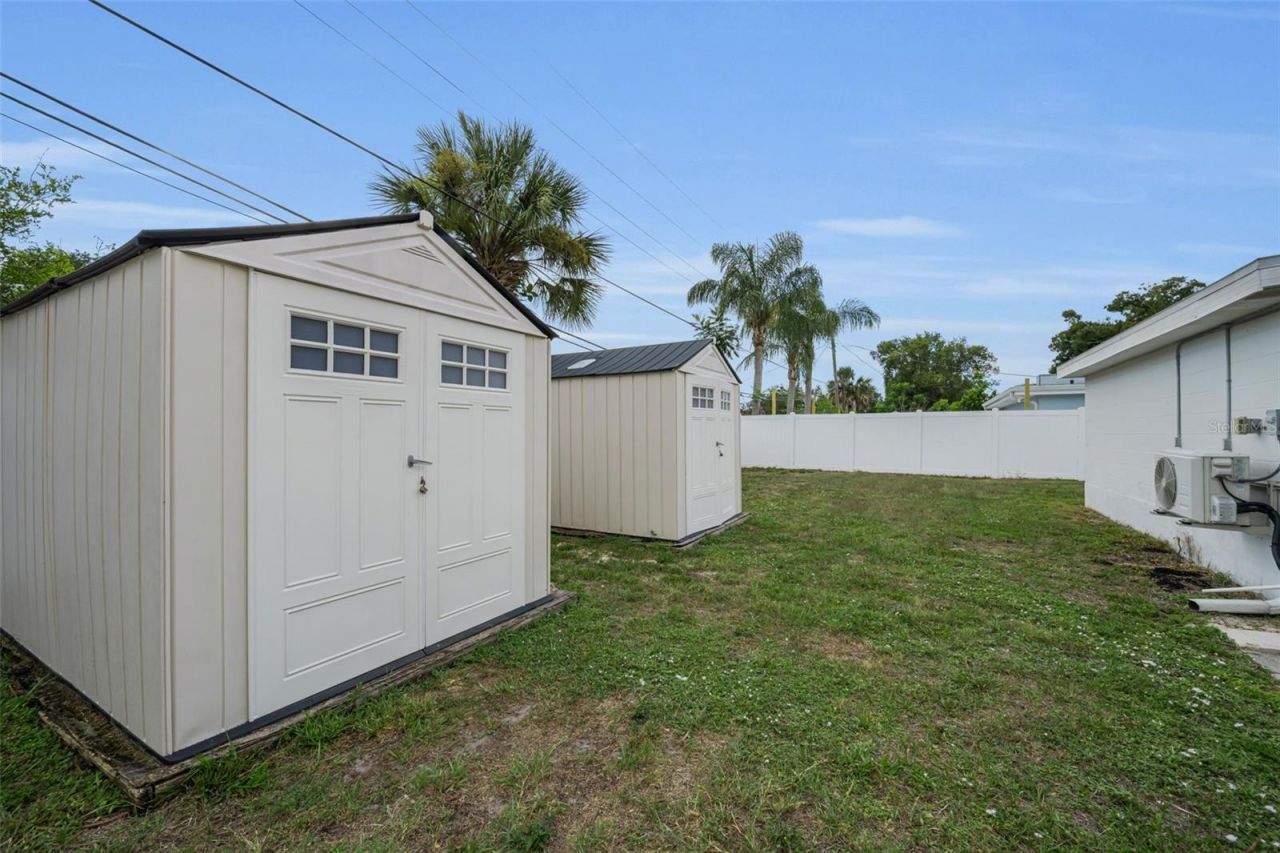 6701 Orchard Drive N, Saint Petersburg, FL 33702 Photo