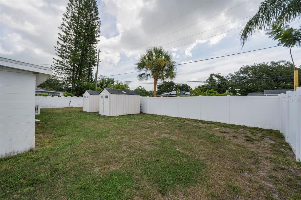 6701 Orchard Drive N, Saint Petersburg, FL 33702 Photo