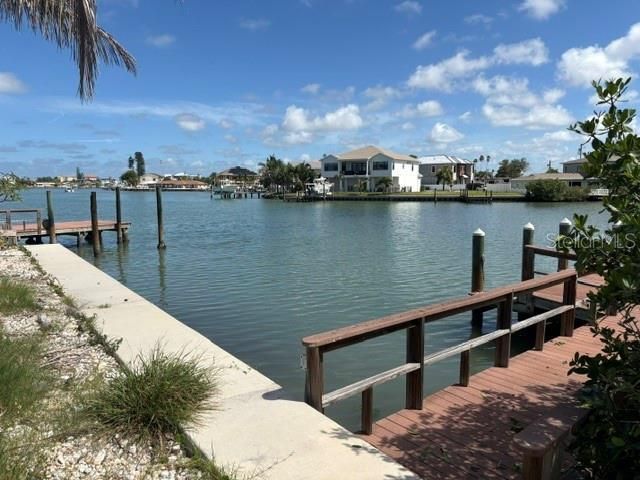 14065 N Bayshore Drive, Madeira Beach, FL 33708 Photo