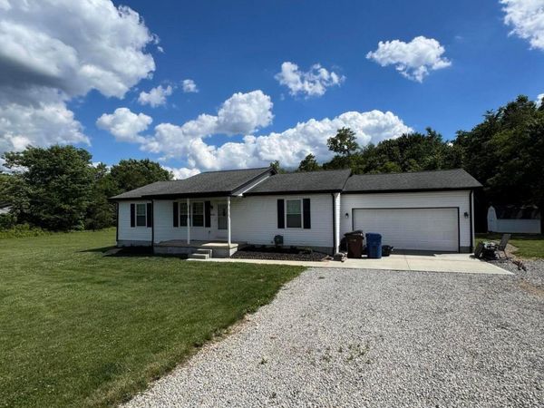 18750 Griffith Road, Logan, OH 43138