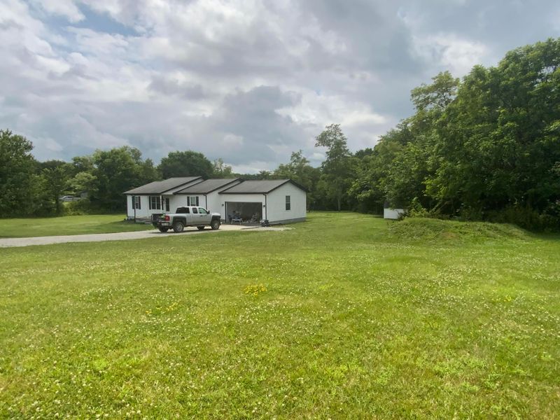 18750 Griffith Road, Logan, OH 43138 Photo 2