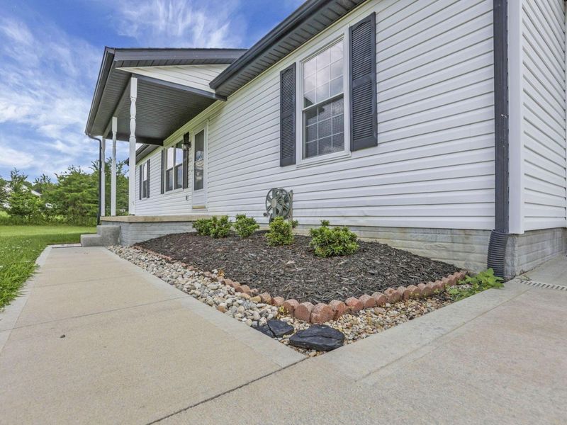 18750 Griffith Road, Logan, OH 43138 Photo 4