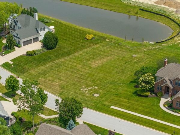 1941 Bramble Trace , Chesterton, IN 46304