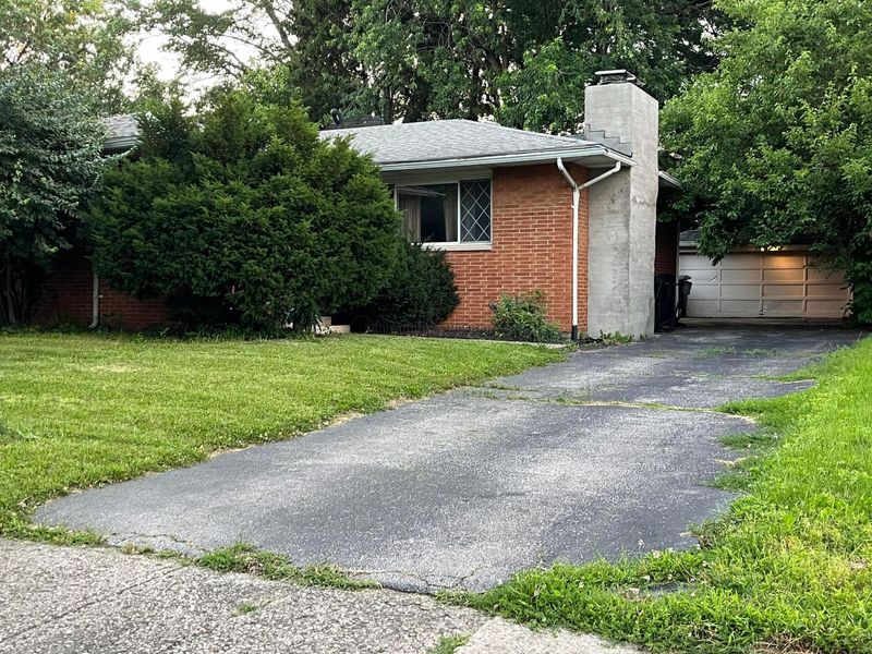 4668 Belfast Drive, Columbus, OH 43227 Photo 2