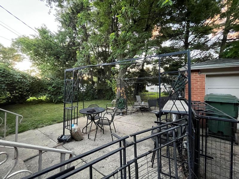 4668 Belfast Drive, Columbus, OH 43227 Photo 5