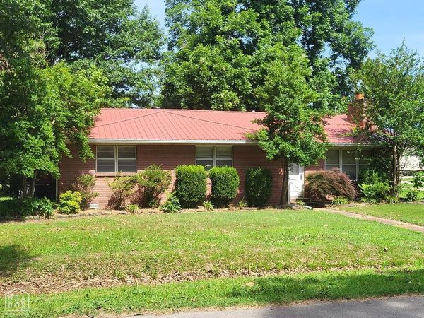 117 NW Lawrence Street, Hoxie, AR 72433