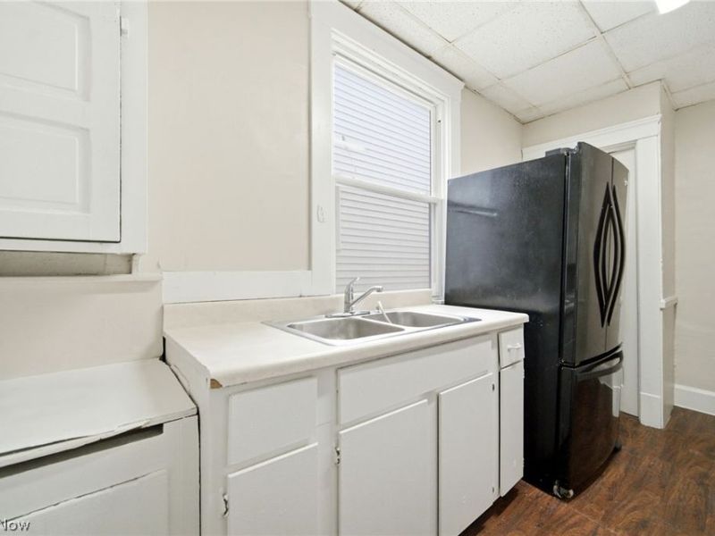 433 3rd Street, Elyria, OH 44035 Photo 9