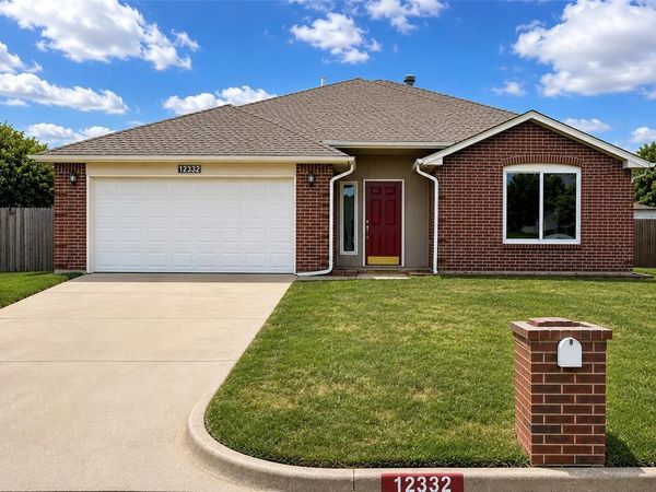 12332 SW 12th Street, Yukon, OK 73099