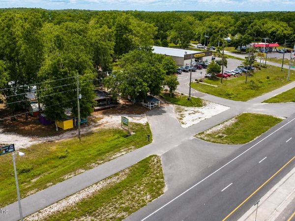 738 S HIGHWAY 17, San Mateo, FL 32187
