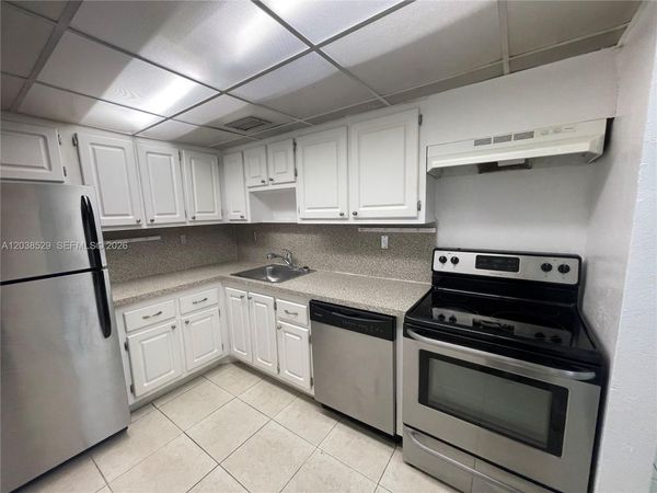 1805 Sans Souci Blvd, Unit 113, North Miami, FL 33181
