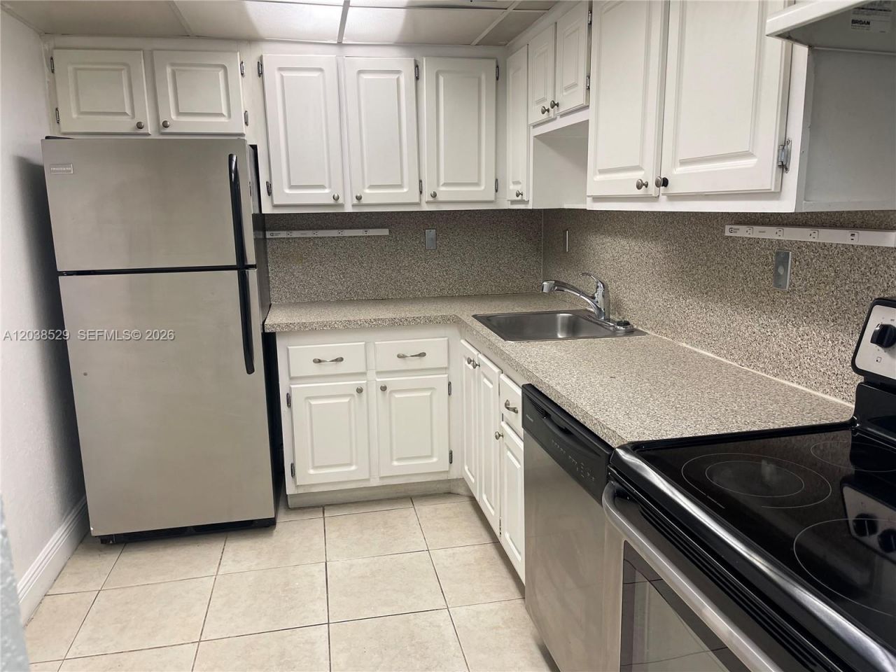 1805 Sans Souci Blvd, Unit 113, North Miami, FL 33181 Photo