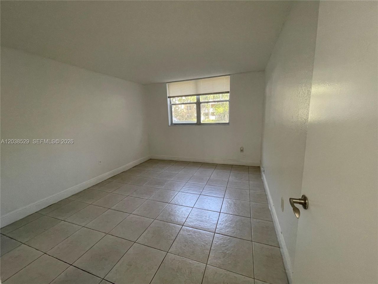1805 Sans Souci Blvd, Unit 113, North Miami, FL 33181 Photo