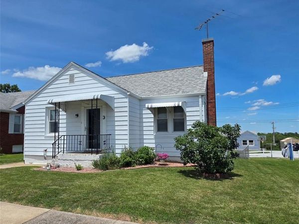 3 Washington Boulevard , Chester, IL 62233