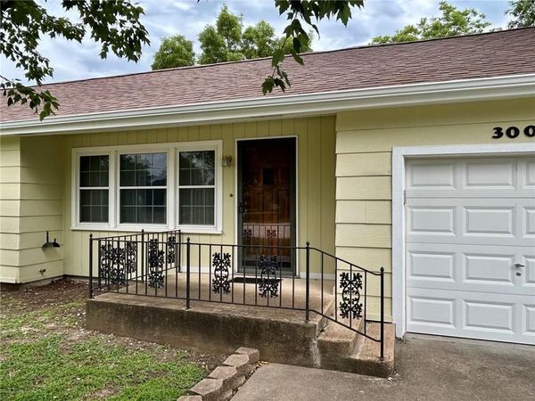 3004 Southern Boulevard, Parsons, KS 67357