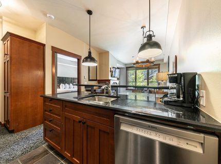 1750 Village East Road, Olympic Valley, CA 96146 Photo
