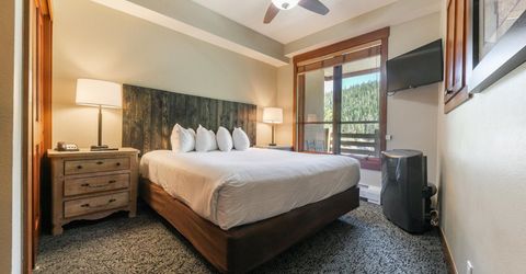 1750 Village East Road, Olympic Valley, CA 96146 Photo