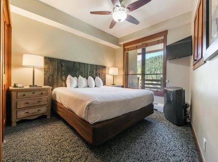 1750 Village East Road, Olympic Valley, CA 96146 Photo
