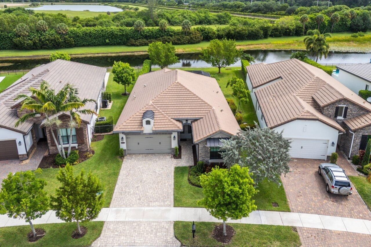 9131 Grand Prix Lane, Boynton Beach, FL 33472 Photo