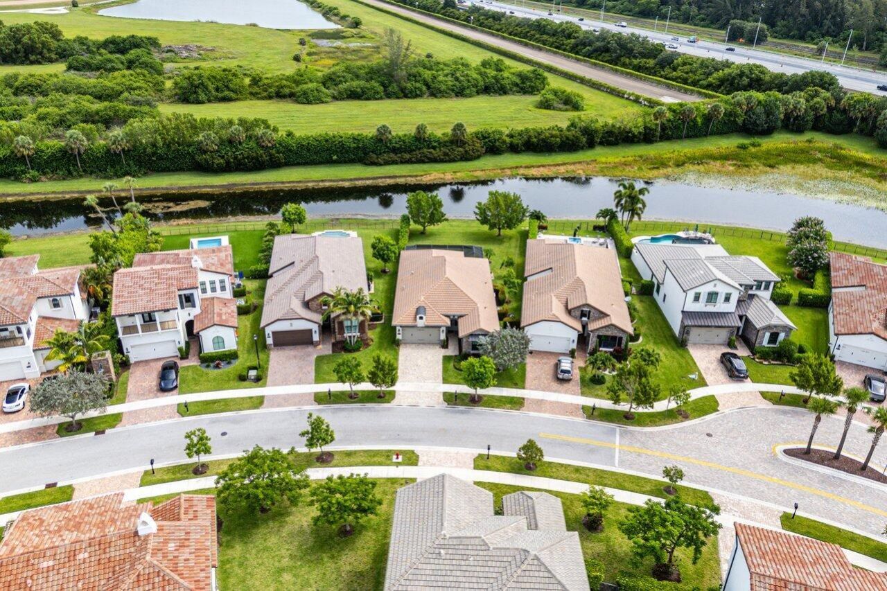 9131 Grand Prix Lane, Boynton Beach, FL 33472 Photo