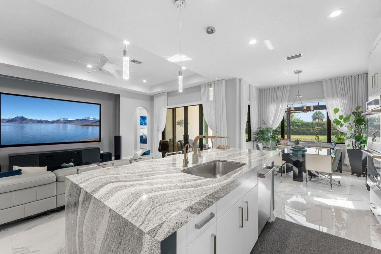 9131 Grand Prix Lane, Boynton Beach, FL 33472 Photo