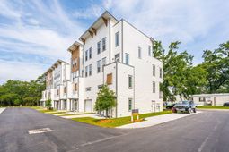 1150 Valdosta Street photo 4