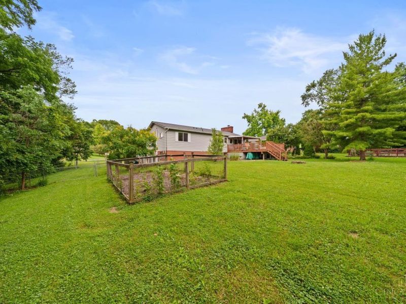 9495 Eastbrook Drive, West Chester, OH 45069 Photo 17