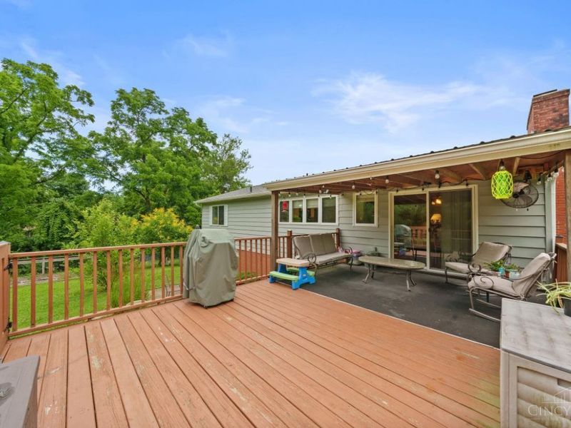 9495 Eastbrook Drive, West Chester, OH 45069 Photo 18