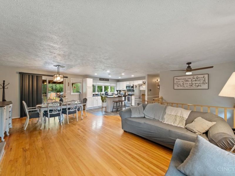 9495 Eastbrook Drive, West Chester, OH 45069 Photo 2