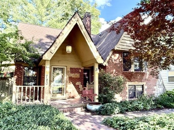 720 S New Street , Champaign, IL 61820