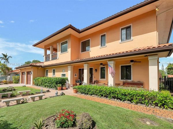 4251 SW 11th St , Miami, FL 33134