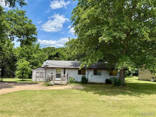 13332 E Sunrise Lake Drive , De Soto, MO 63020