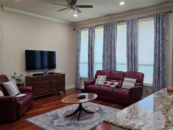 17613 Pinyon Lane, Dallas, TX 75252
