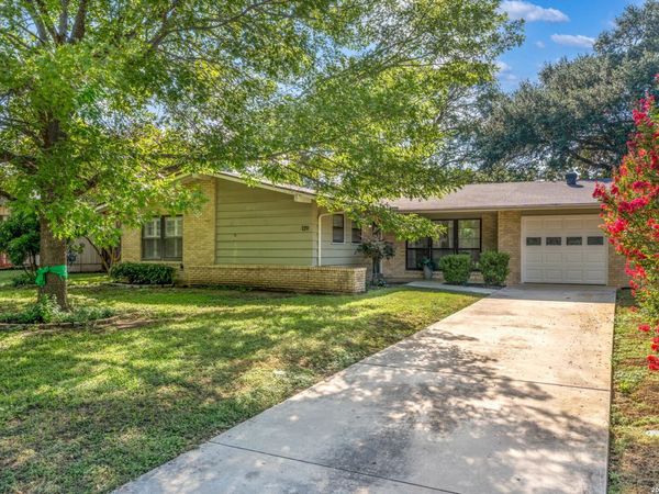 139 VERDANT ST, San Antonio, TX 78209