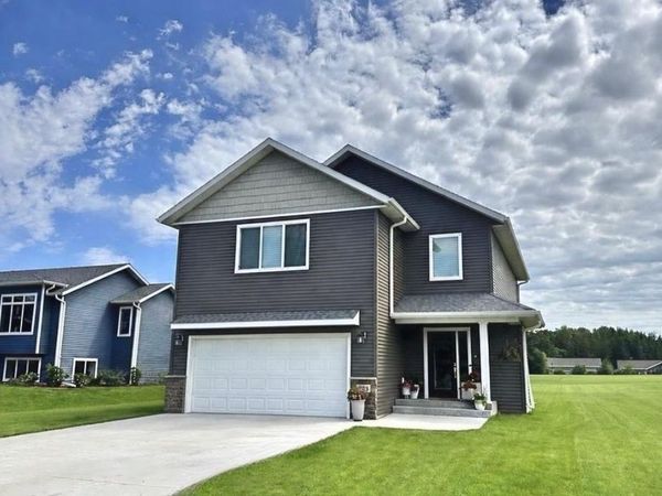 1923 Longview Drive, Detroit Lakes, MN 56501