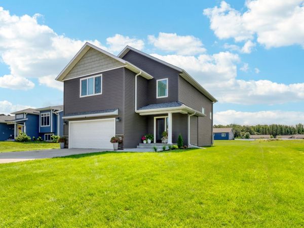 1923 Longview Drive, Detroit Lakes, MN 56501