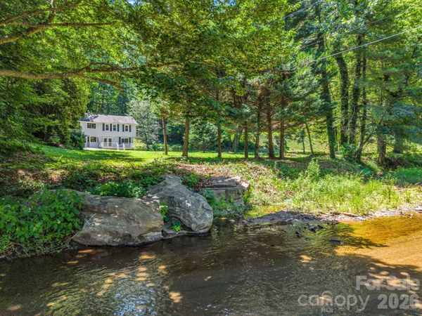 102 Little House Road, Tryon, NC 28782