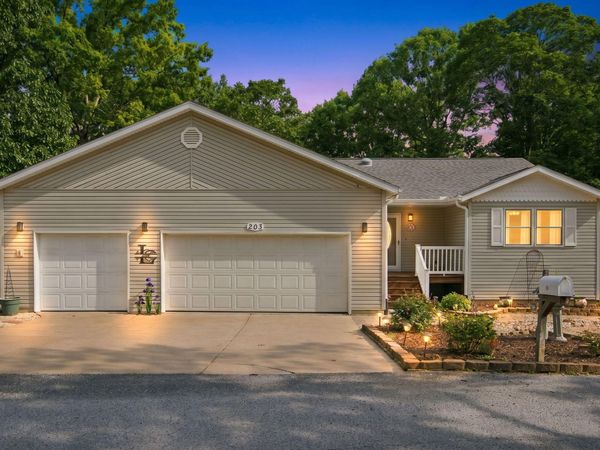 203 Queensberry Drive, Branson West, MO 65737
