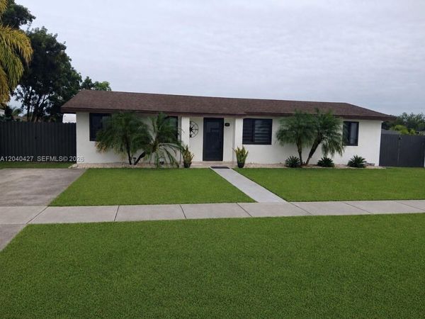 235 SW 18th Ave, Homestead, FL 33030