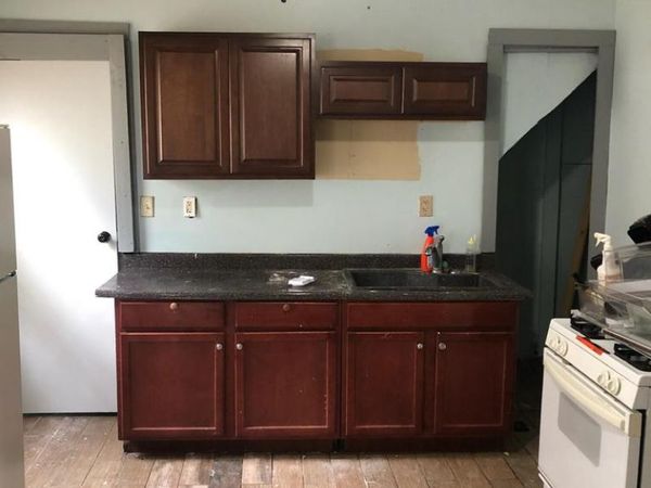 3333 N 9th STREET, Milwaukee, WI 53206