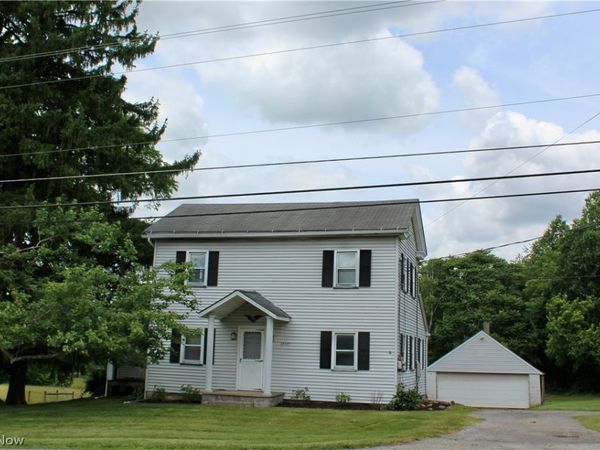 12432 South Avenue , North Lima, OH 44452