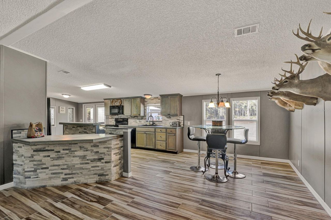 141 Woods Road , San Mateo, FL 32187 Photo