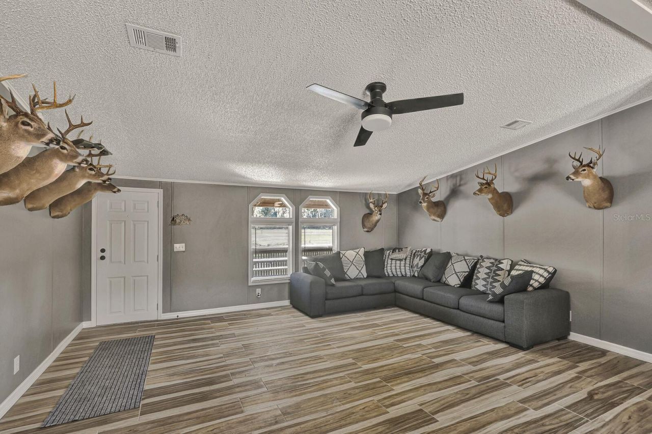 141 Woods Road , San Mateo, FL 32187 Photo