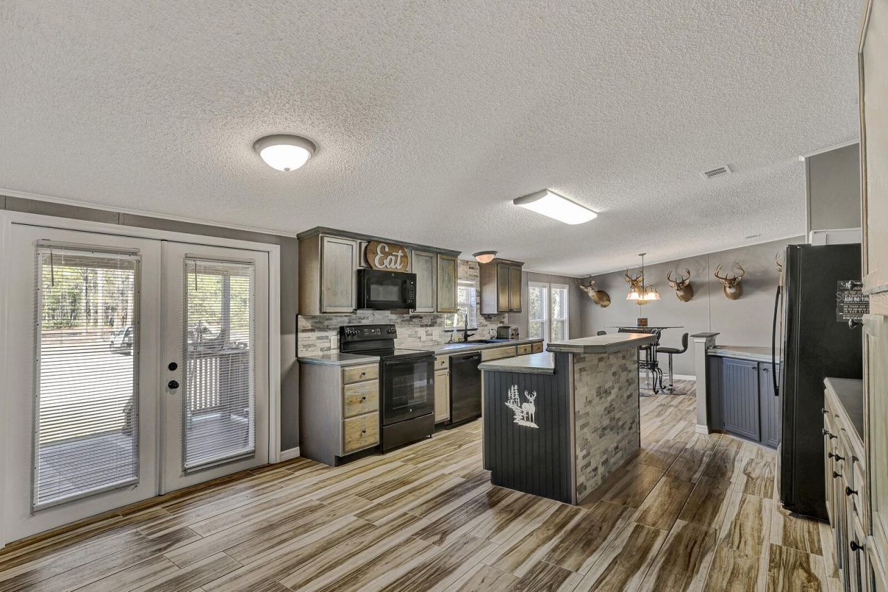 141 Woods Road , San Mateo, FL 32187 Photo