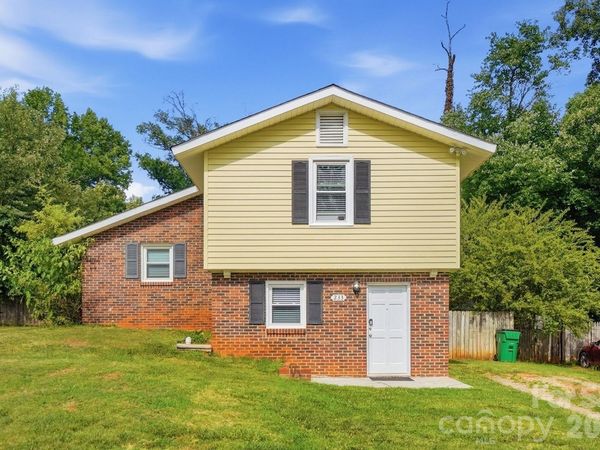 233 Scottie Place, Charlotte, NC 28217