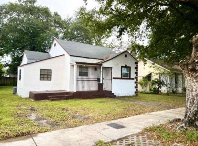 1114 NW 39th Street, Miami, FL 33127 Photo